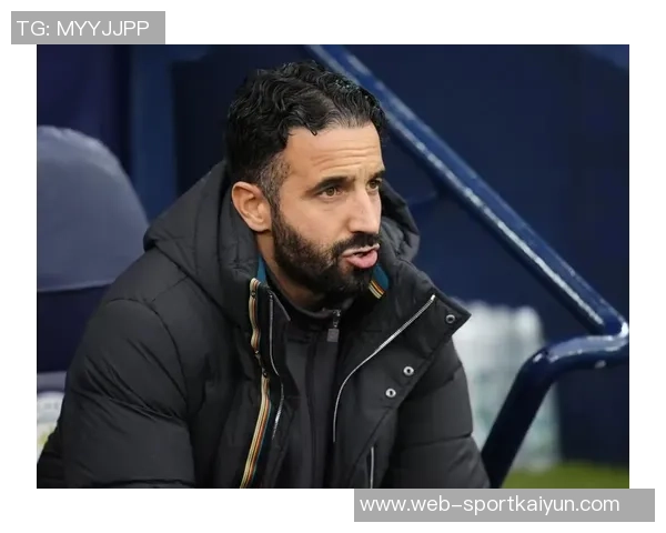 曼联高层认可阿莫林执教表现将于明夏着手补强中场位置